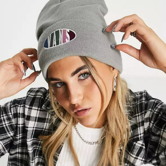 NWT Vans Off The Wall Women's Breakin Curfew II Beanie In Frost Gray Onesize - Picture 2 of 11